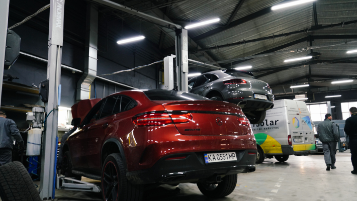 We offer car selection and purchase services 1