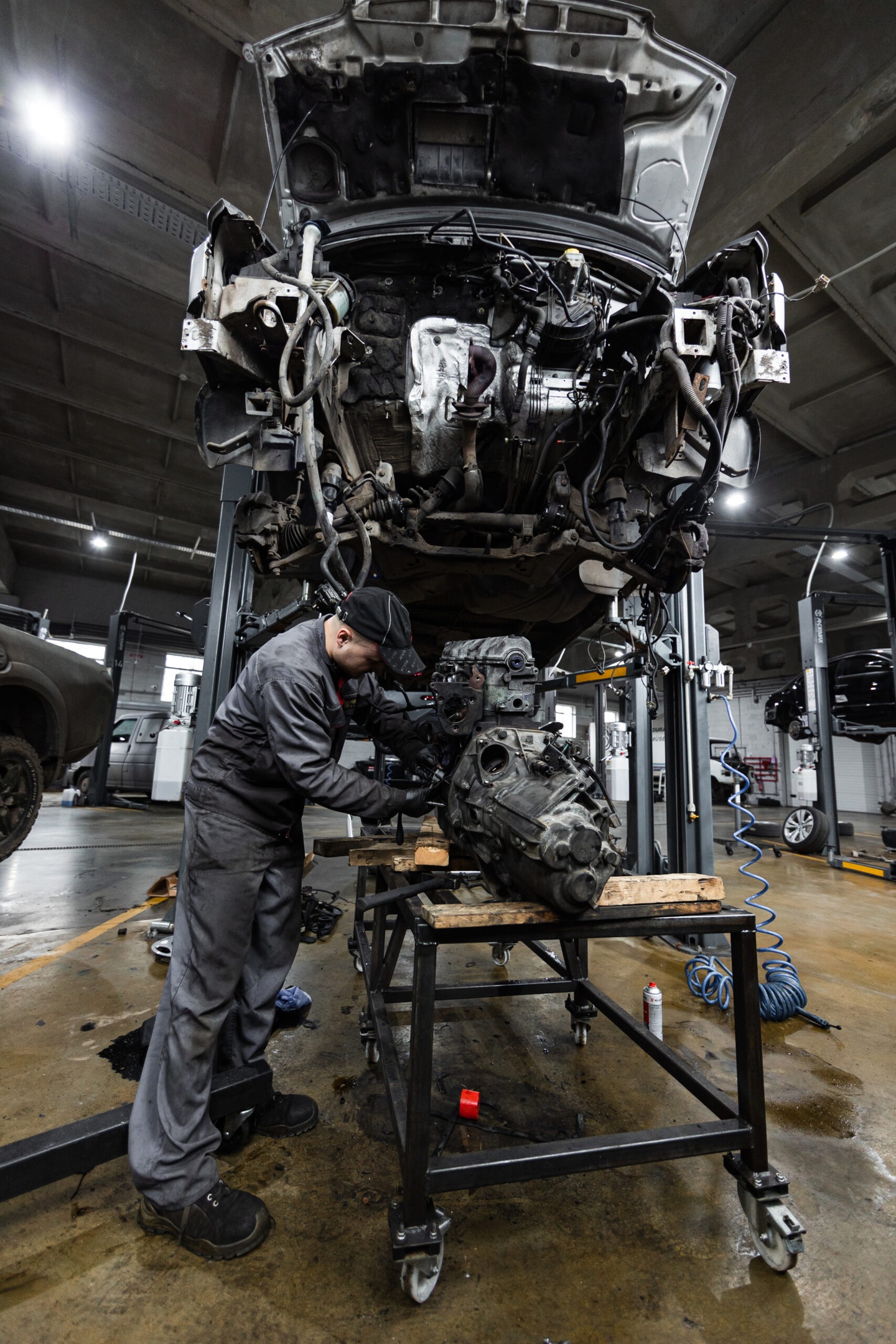 Engine repair 8