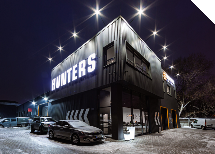 Hunters Garage on Bogatyrska